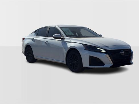 New 2025 Nissan Altima 2.5 SV w/ SV Special Edition Package image 8