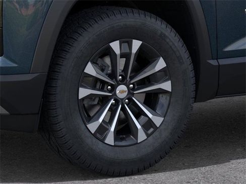 New 2026 Chevrolet Equinox LT w/ Safety and Technology Package image 9