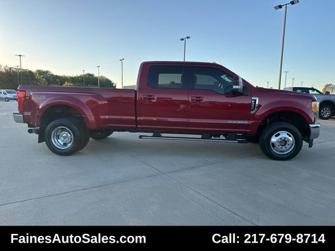 Used 2017 Ford F350 Lariat w/ FX4 Off-Road Package image 28