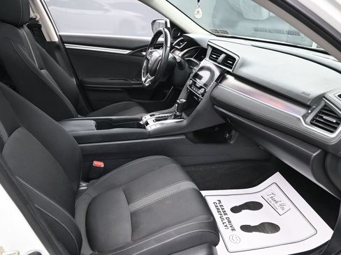 Used 2018 Honda Civic EX-T image 11
