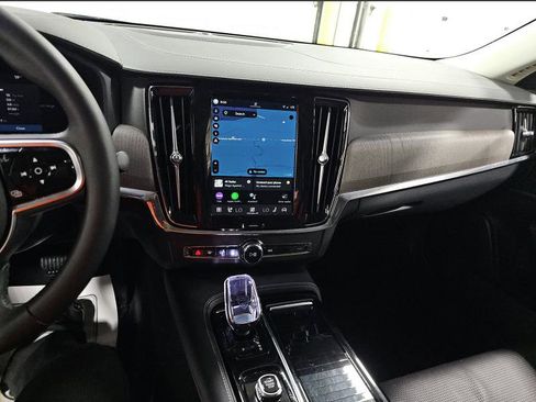 Used 2024 Volvo S90 T8 Ultimate AWD/4WD image 14