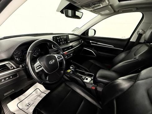 Used 2021 Kia Telluride S FWD image 39