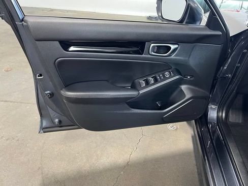 Used 2022 Honda Civic Touring image 24