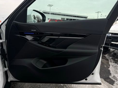 New 2026 BMW 530i xDrive 530i xDrive w/ Premium Package image 14