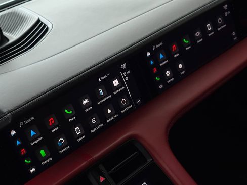 Used 2020 Porsche Taycan Turbo image 60