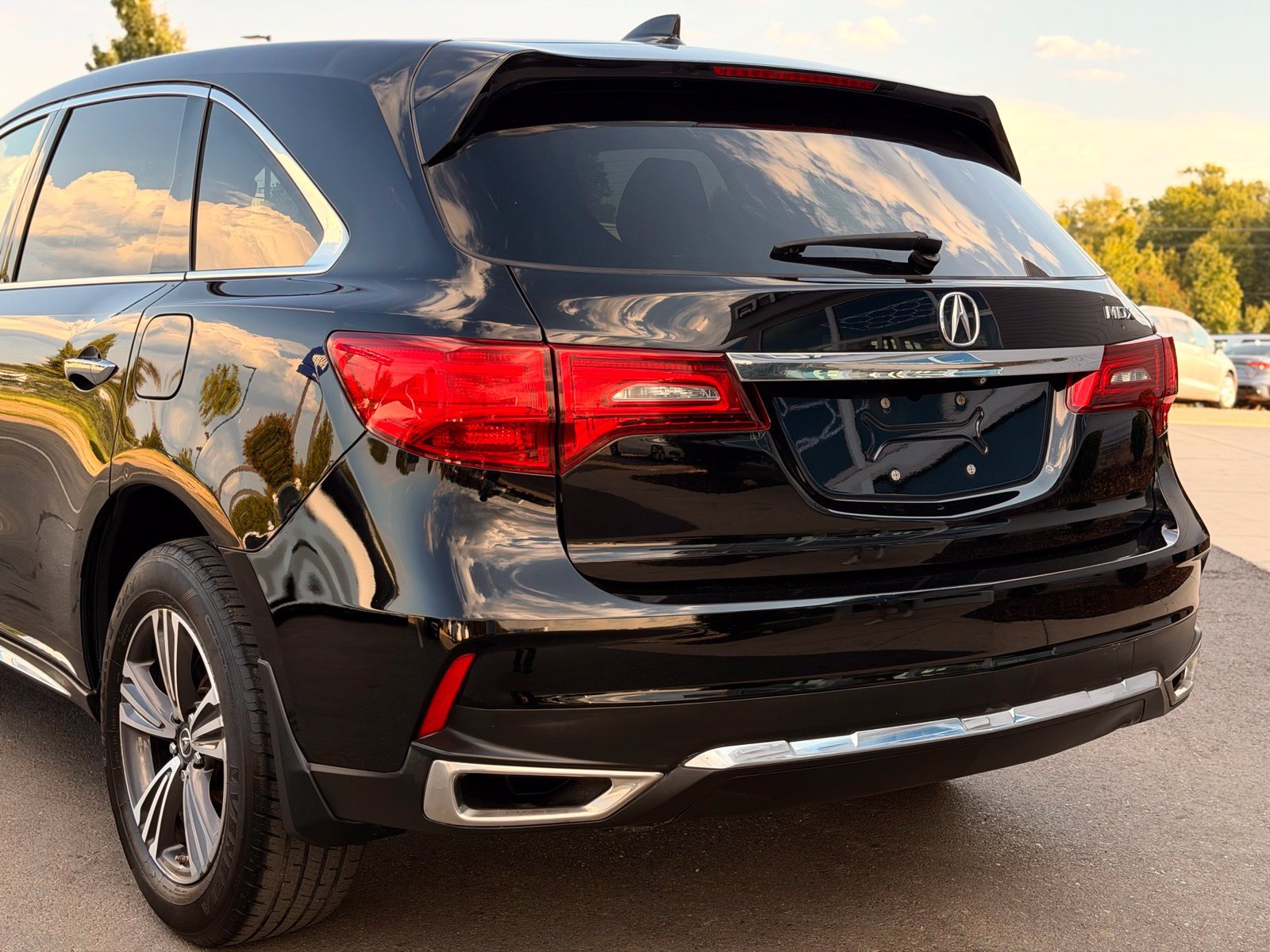 Used 2017 Acura MDX FWD image 5