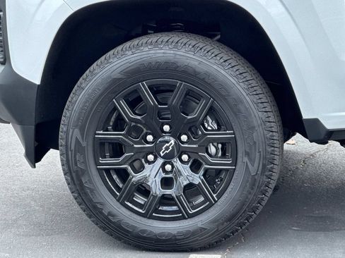 New 2026 Chevrolet Colorado W/T w/ WT Custom Package RWD image 23
