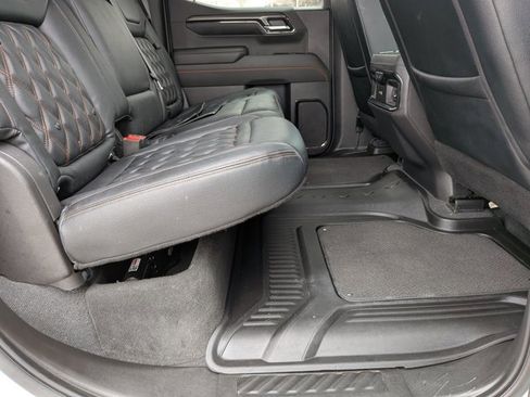 Used 2022 GMC Sierra 1500 AT4 w/ AT4 Premium Package image 19