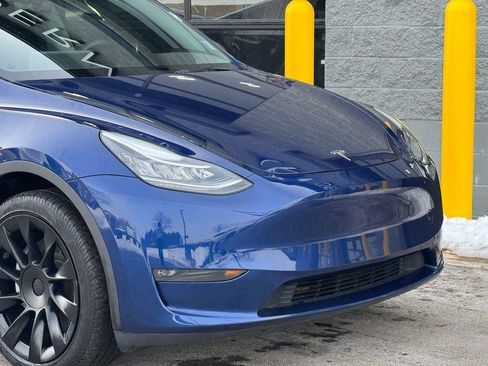 Used 2023 Tesla Model Y Long Range image 55