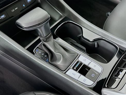 Used 2024 Hyundai Santa Cruz Night image 17