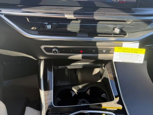 New 2026 BMW X5 M60i image 24