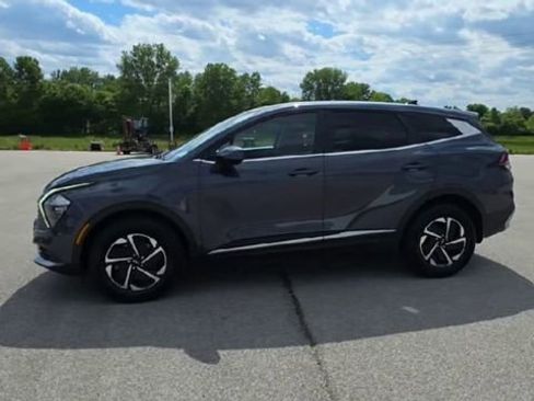 Used 2023 Kia Sportage LX AWD/4WD image 4