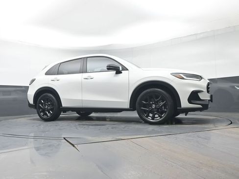 Certified 2024 Honda HR-V Sport image 32