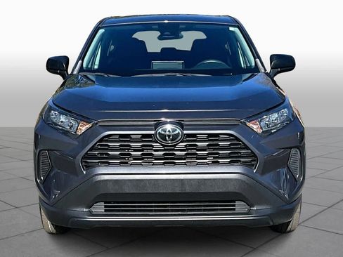 Certified 2022 Toyota RAV4 LE image 4