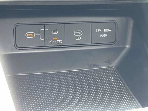 Certified 2025 Hyundai Tucson SE FWD image 19