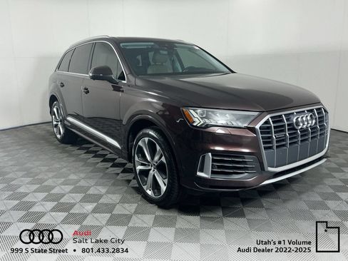 Used 2020 Audi Q7 3.0T Premium Plus w/ Premium Plus Package AWD/4WD image 1