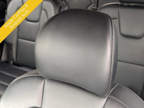 Certified 2025 Kia Telluride S image 17