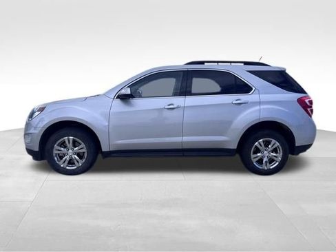 Used 2016 Chevrolet Equinox LT w/ Convenience Package image 2