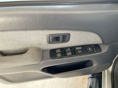Used 1999 Toyota 4Runner SR5 RWD image 13
