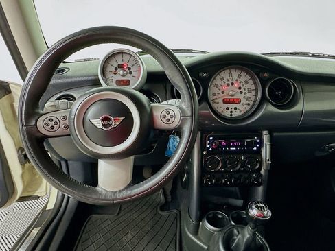 Used 2006 MINI Cooper Hardtop FWD image 18