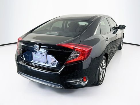 Used 2019 Honda Civic LX image 9