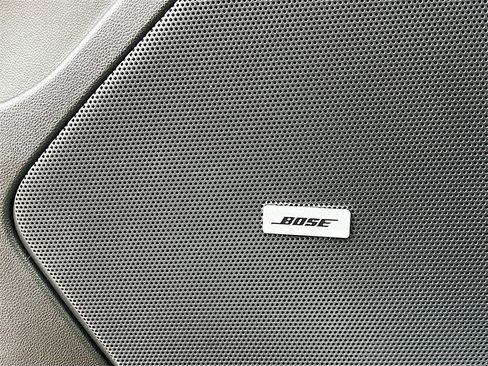 Certified 2024 Cadillac XT6 Luxury w/ LPO, Floor Liner Package image 17