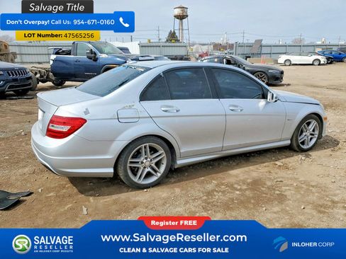 Used 2012 Mercedes-Benz C 250 Sedan image 4
