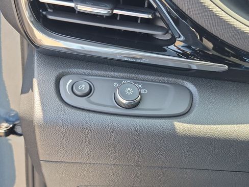 New 2026 Buick Envista Sport Touring w/ Advanced Safety Package FWD image 19