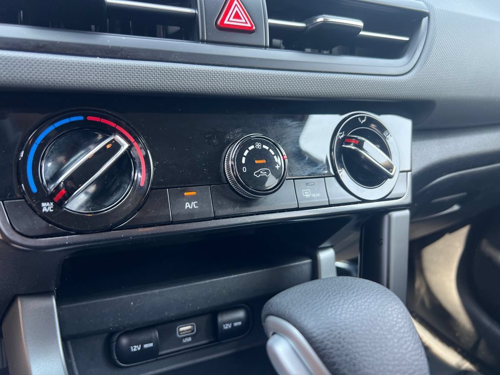 Certified 2024 Kia Seltos LX AWD/4WD image 25