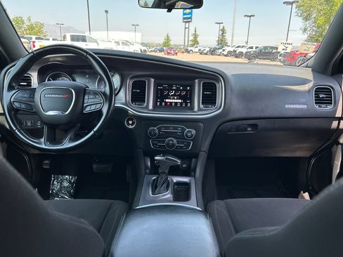 Used 2022 Dodge Charger SXT w/ Cold Weather Package RWD image 6