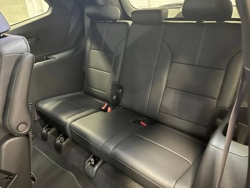 New 2026 GMC Acadia Elevation w/ Elevation Premium Package AWD/4WD image 23