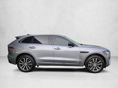 Certified 2025 Jaguar F-PACE R-Dynamic S AWD/4WD image 5
