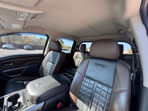 Used 2017 Nissan Titan Platinum Reserve image 11