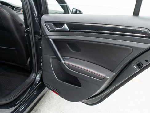 Used 2017 Volkswagen GTI Autobahn image 25