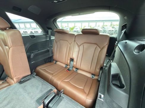 Used 2017 Audi Q7 3.0T Prestige AWD/4WD image 15