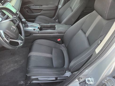 Used 2018 Honda Civic EX-T image 9