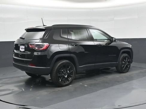 New 2026 Jeep Compass Latitude AWD/4WD image 26