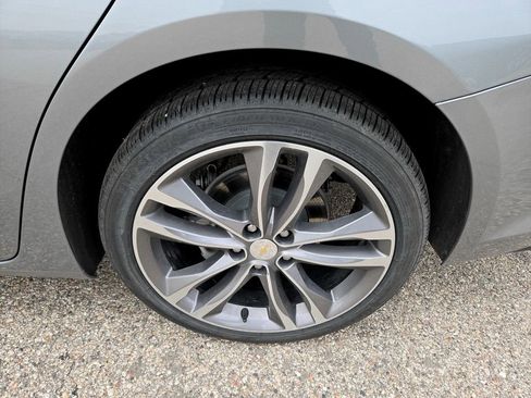Used 2024 Chevrolet Malibu LT FWD image 33