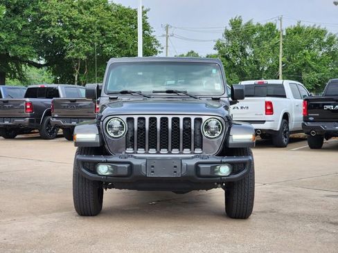 Used 2023 Jeep Gladiator Sport AWD/4WD image 2