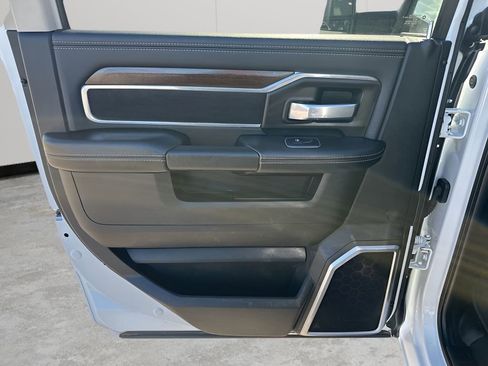Used 2024 RAM 2500 Laramie image 17