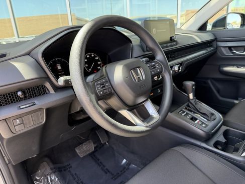 Used 2025 Honda CR-V LX image 32