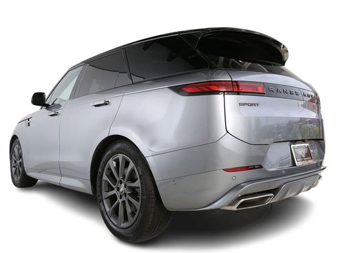 Used 2024 Land Rover Range Rover Sport Dynamic SE AWD/4WD image 7