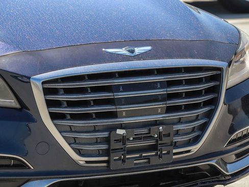 Used 2018 Genesis G80 3.8 RWD image 5