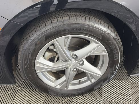 Certified 2023 Hyundai Sonata SE FWD image 13