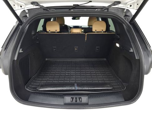 Used 2021 Lincoln Corsair Reserve AWD/4WD image 9