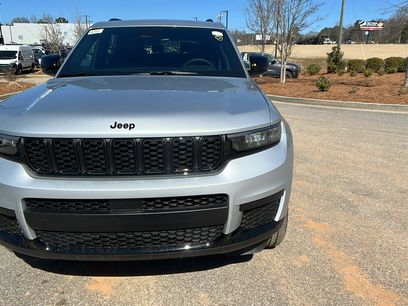 New 2025 Jeep Grand Cherokee L Altitude