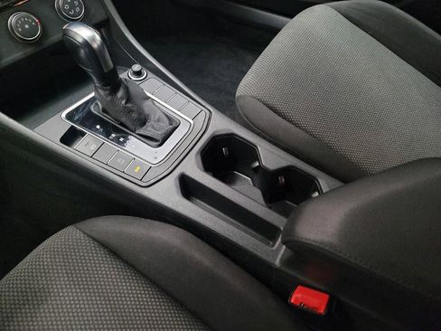 Used 2019 Volkswagen Jetta S image 26