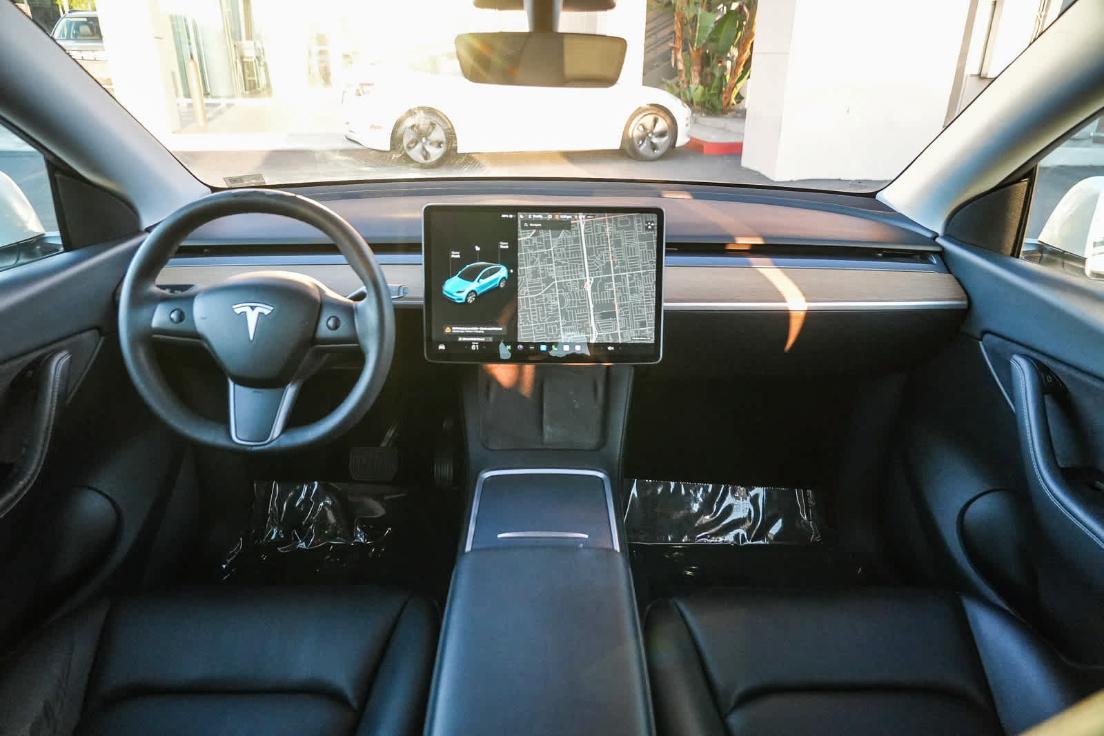 Used 2022 Tesla Model Y Long Range AWD/4WD image 11
