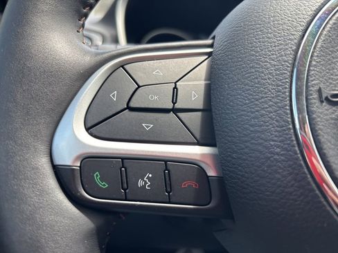 Used 2017 Jeep Compass Limited w/ Safe & Security Group AWD/4WD image 20