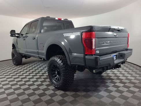 Used 2021 Ford F250 Lariat image 5